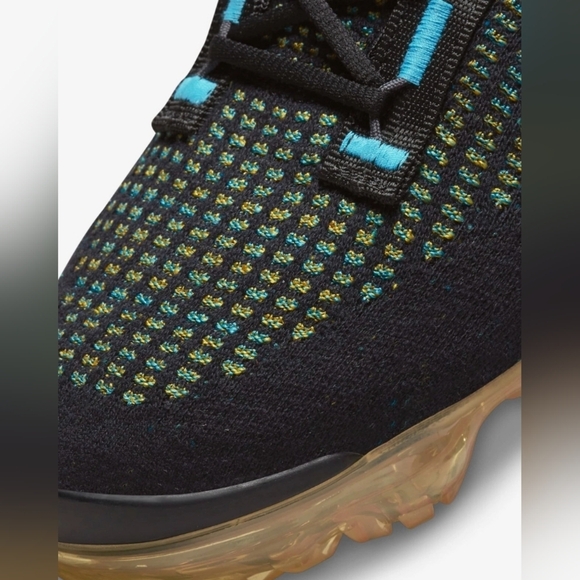 Nike Vapormax Flyknit Sneakers Size M9 W10.5 W/Box MSRP $220 - Picture 4 of 13